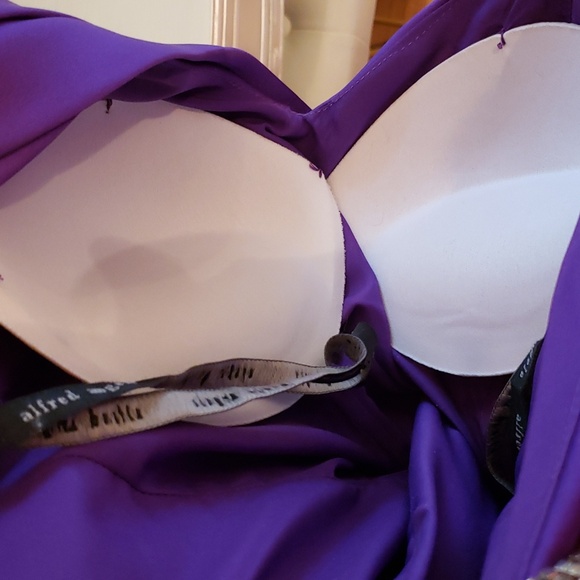 FORMAL DRESS - Picture 9 of 13